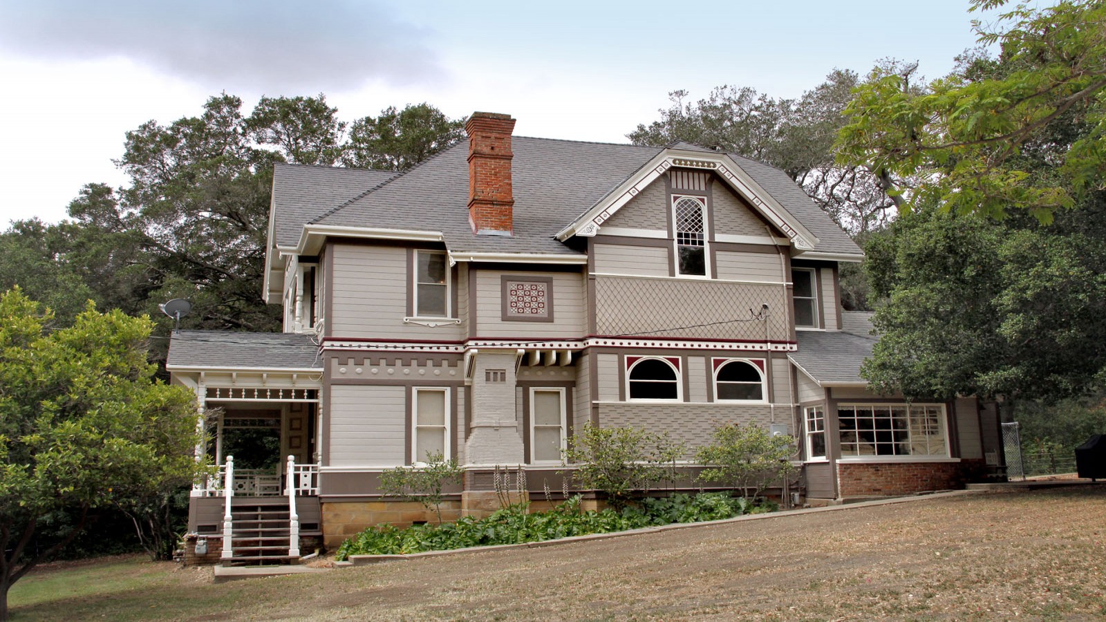 101 Victorian Estate